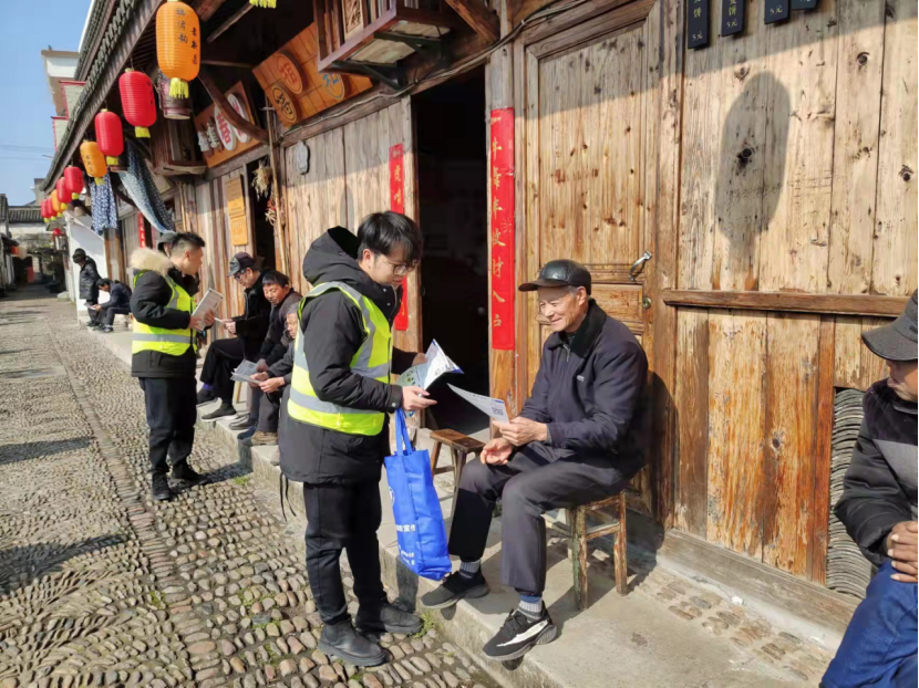 疫情防控不忘反邪  远离邪教平安过清明--浙江省新昌县澄潭街道街道开展反邪教宣传活动