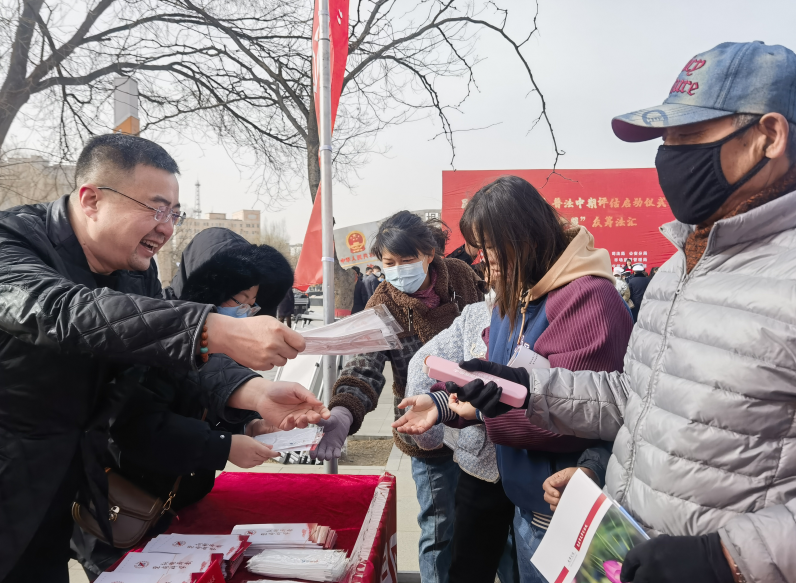 反对邪教 从我做起--内蒙古包头市昆都仑区反邪教协会开展反邪教专题宣传活动