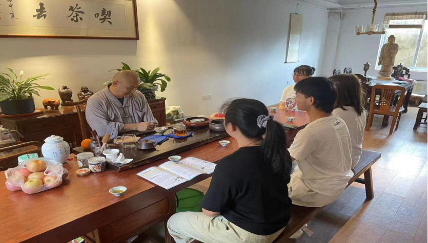 青春献礼二十大  聚力同心反邪教--浙江药科职业大学开展暑期社会实践活动