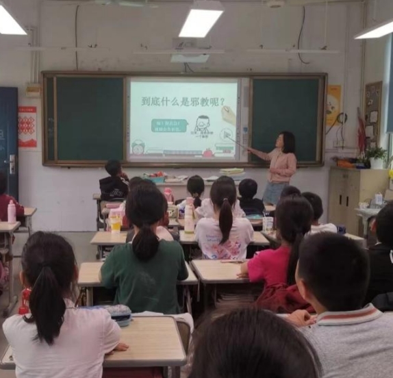 同心话平安 聚力反邪教--浙江台州椒江区下陈街道中心小学开展反邪教宣传周系列活动