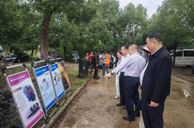 湖北省武汉市新洲区开展“我以我心爱新洲、我以我行反邪教”警示教育宣传活动