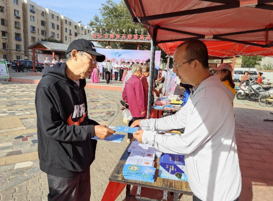 铲除邪教滋生渗透土壤 筑牢北疆安全稳定屏障----内蒙古包头市昆都仑区组织开展防范邪教警示教育宣传活动