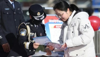 安徽六安霍邱：警协联动拓新局 警察节里话反邪