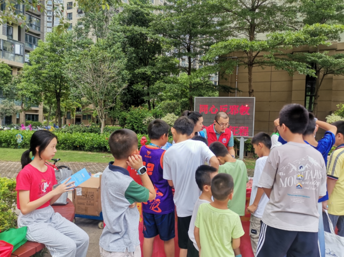 深圳龙岗：反对邪教齐参与，同心协力促平安
