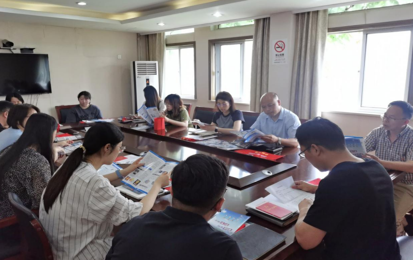 严防邪教渗透 党员先行筑防线--杭州市拱墅区拱宸桥街道开展“红色领航+反邪教”系列宣传活动