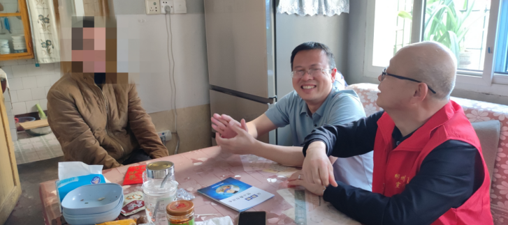 湖南省郴州市反邪教协会开展“二十大精神微宣讲”筑牢防邪反邪防线活动