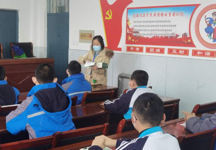 内蒙古兴安盟科右前旗开展“校园拒绝邪教，确保一方净土”反邪教宣传活动