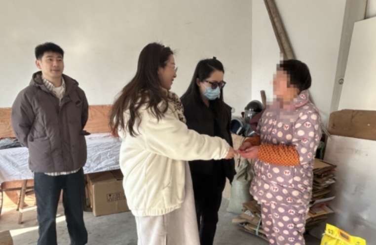 浙江湖州：关爱走访暖人心   反邪慰问送温暖