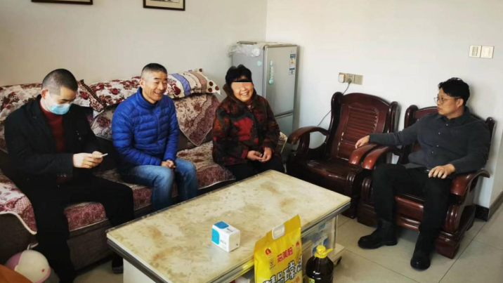 枝叶关情年更浓--浙江省杭州市钱塘区“关爱之家”开展新春走基层活动