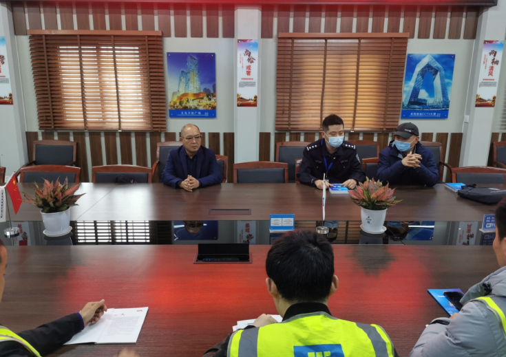 浙江省台州市玉环经济开发区：防疫反邪教宣传进工地，筑起民工安全双防线