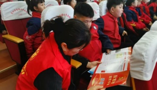 安徽亳州：播“科学种” 筑“防邪墙”