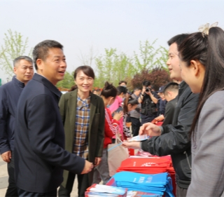 总体国家安全观 创新引领10周年--安徽省淮北市开展国家安全教育日暨反邪教宣传活动