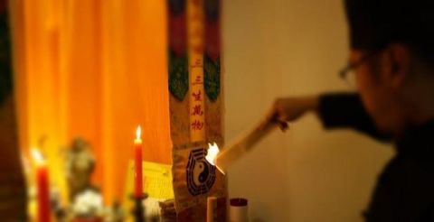儿子患上抑郁症，父亲找来大师“做法”不幸酿惨剧，法院判了！