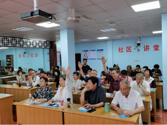 衢州-常山县紫港社区开展反邪教宣讲问答活动343.png