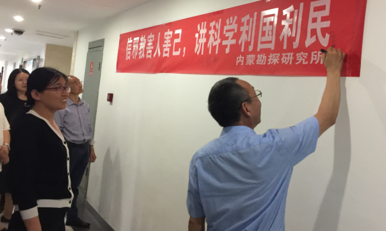 QQ截图20210608141303.png QQ截图20210608141303.png