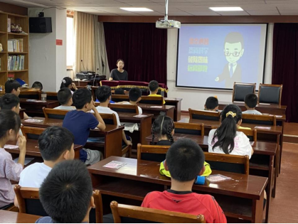 南湖区反邪教协会开展暑期青少年反邪教宣传活动96.png