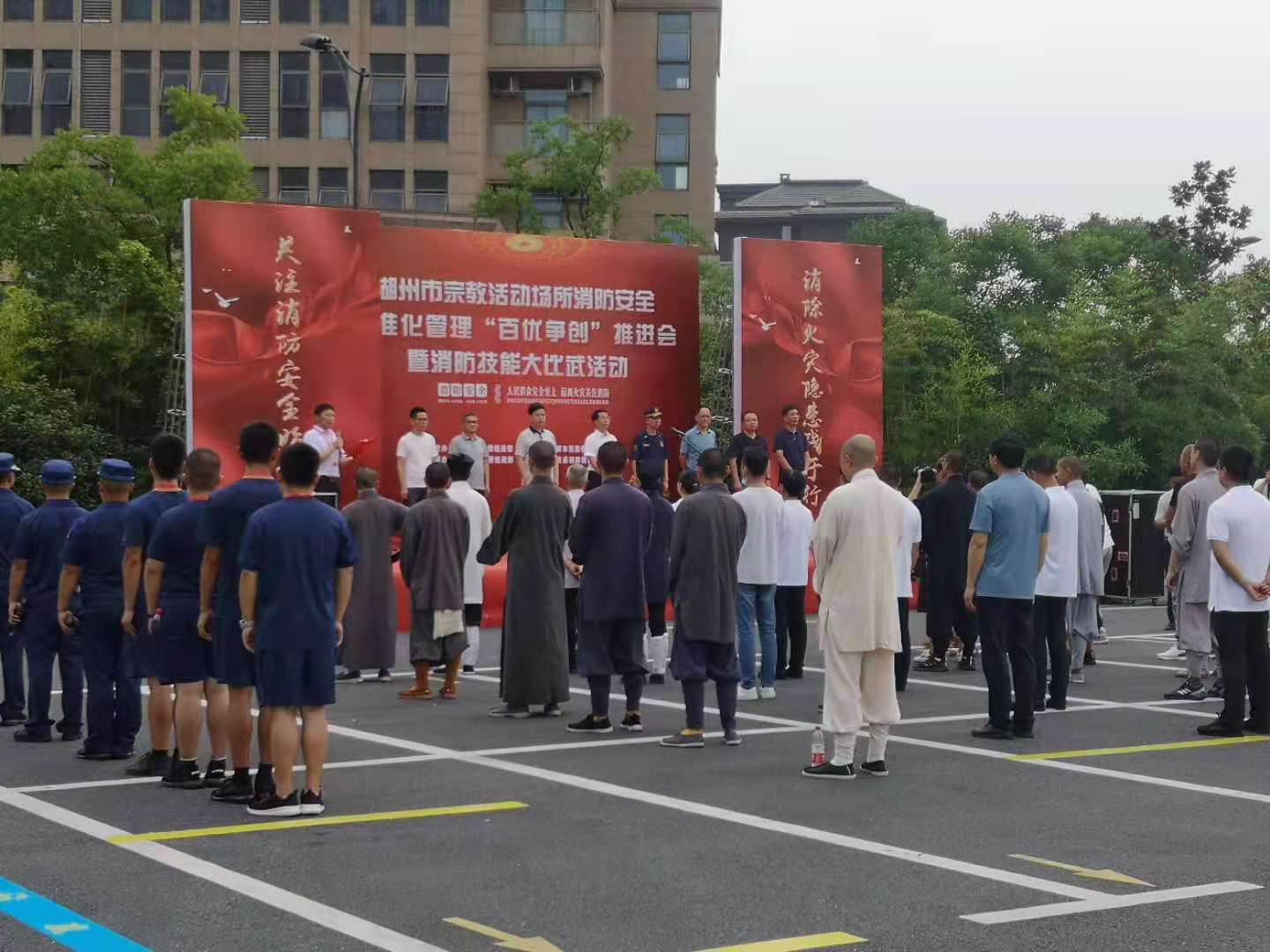 2.jpg 2.jpg