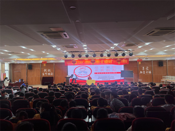 54jinxiaoyuan图片2.jpg 54jinxiaoyuan图片2.jpg
