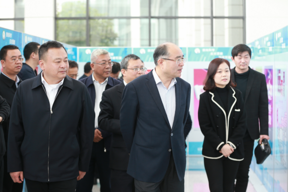 江苏省无锡市举办反邪教公益宣传海报作品展137.png 江苏省无锡市举办反邪教公益宣传海报作品展137.png