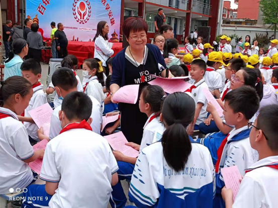 童心向党崇尚科学演出1339.png 童心向党崇尚科学演出1339.png
