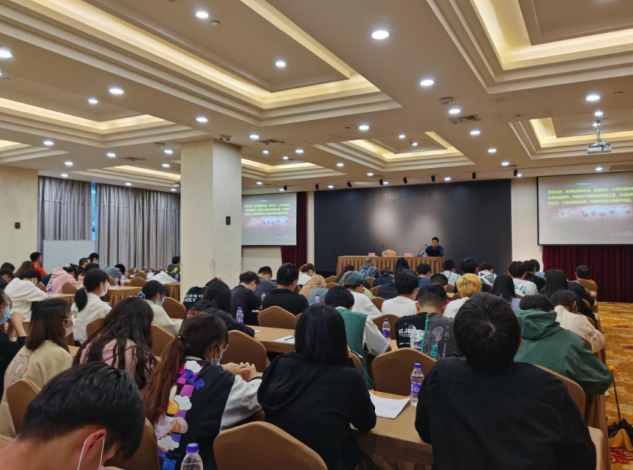 QQ截图20211012140959.png QQ截图20211012140959.png