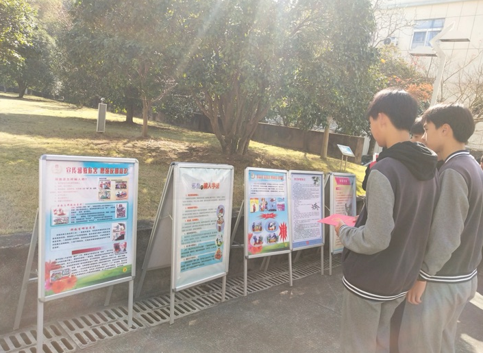 QQ截图20211224112132.png QQ截图20211224112132.png