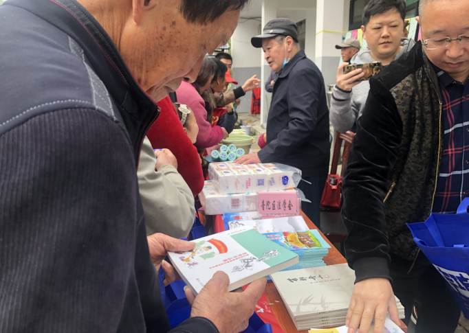 微信图片_20210401101623.png 微信图片_20210401101623.png