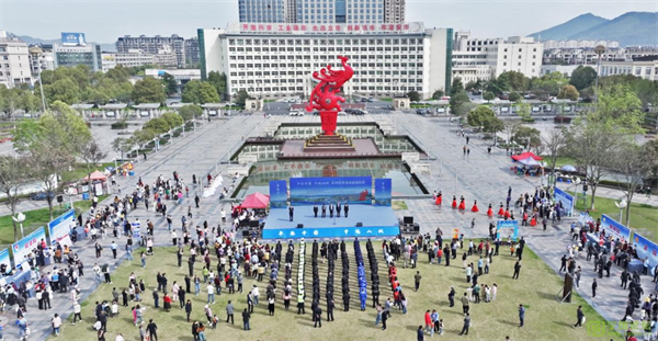 tongyanwuji图片1.jpg tongyanwuji图片1.jpg