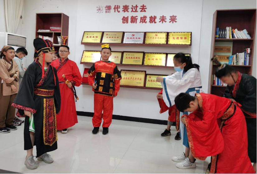 中原油田房地产管理中心举办六一反邪教文化宣传活动437.png 中原油田房地产管理中心举办六一反邪教文化宣传活动437.png