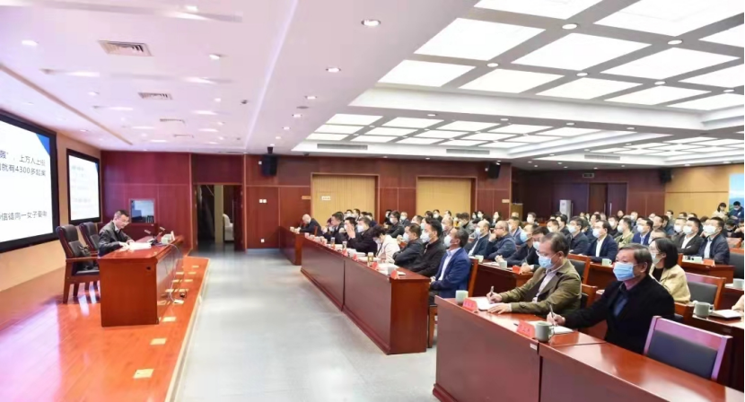 丽水松阳县委理论学习中心组举办反邪教专题学习会374.png