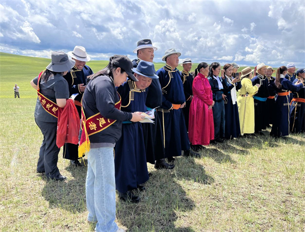 内蒙古新巴尔虎左旗图片2.jpg 内蒙古新巴尔虎左旗图片2.jpg