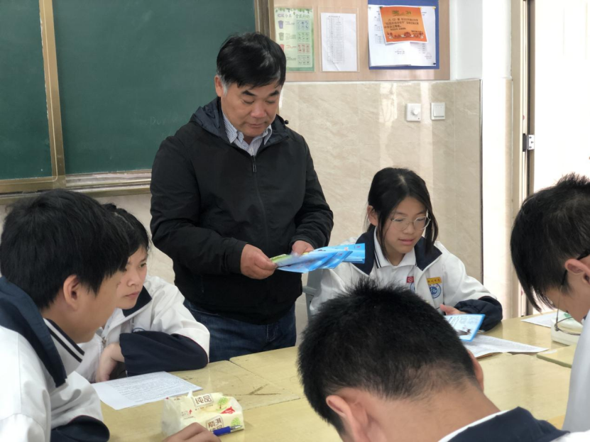 反邪“春风”进校园---浙江温岭淋川中学开展反邪宣讲活动281.png