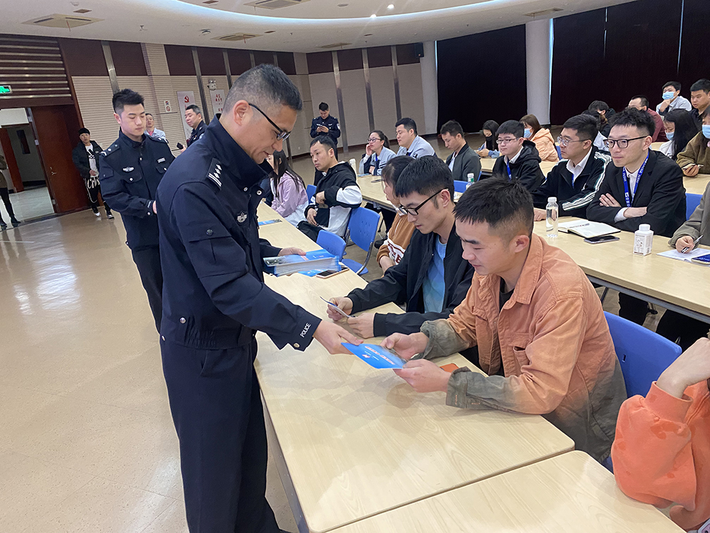 反邪宣传进企业2.jpg