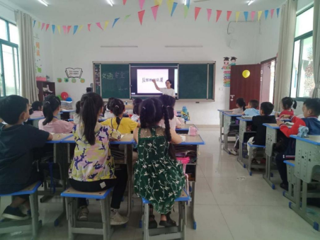 台州市三门开学第一课｜反邪进校园，守护少年的你796.png