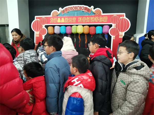 图片1huanggang600.jpg 图片1huanggang600.jpg
