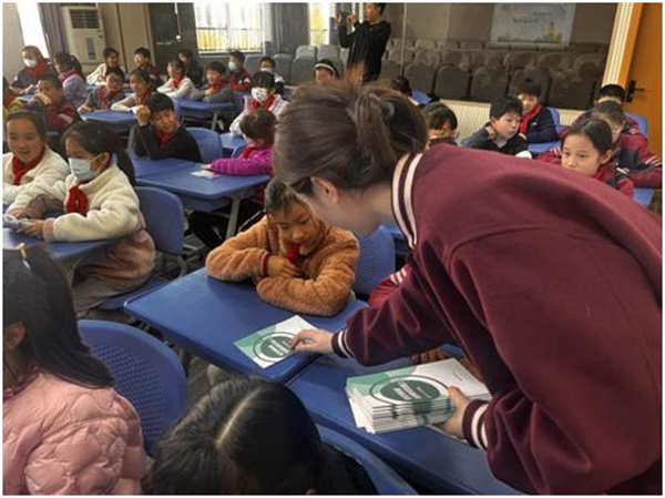 图片1开学第一课，邪教退！退！退！.jpg