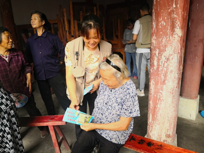天台三合：戏曲反邪，为重阳节“增彩”6517.png