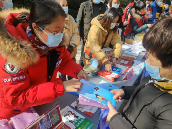 宁波市鄞州区明楼街道“反邪教志愿者”：反对邪教，我们在行动171.png