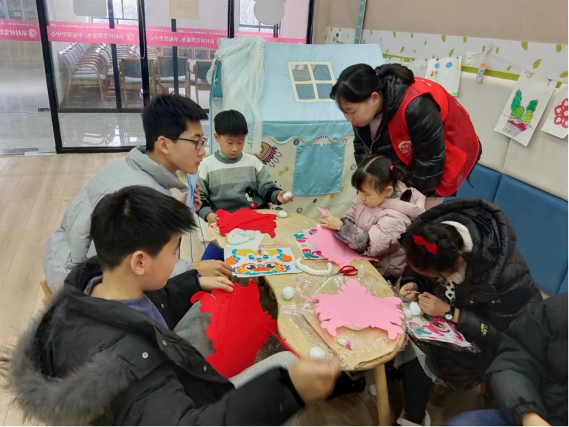 家门口的“迎福祛邪+新春集市”：这波年味拿捏了！571.png