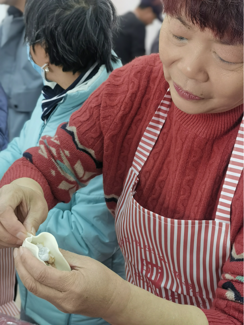 家门口的“迎福祛邪+新春集市”：这波年味拿捏了！654.png