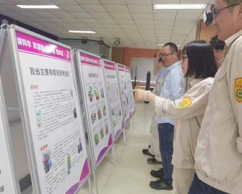 崇尚科学反对邪教---浙江省金华开发区罗埠镇平安办走进金华宁能热电公司宣传反邪教1005.png