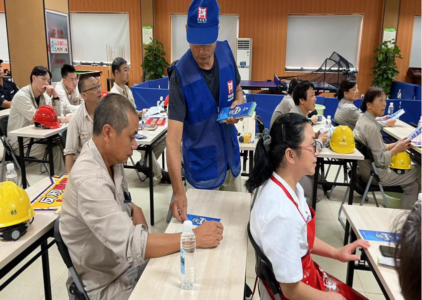 崇尚科学反对邪教---浙江省金华开发区罗埠镇平安办走进金华宁能热电公司宣传反邪教834.png 崇尚科学反对邪教---浙江省金华开发区罗埠镇平安办走进金华宁能热电公司宣传反邪教834.png