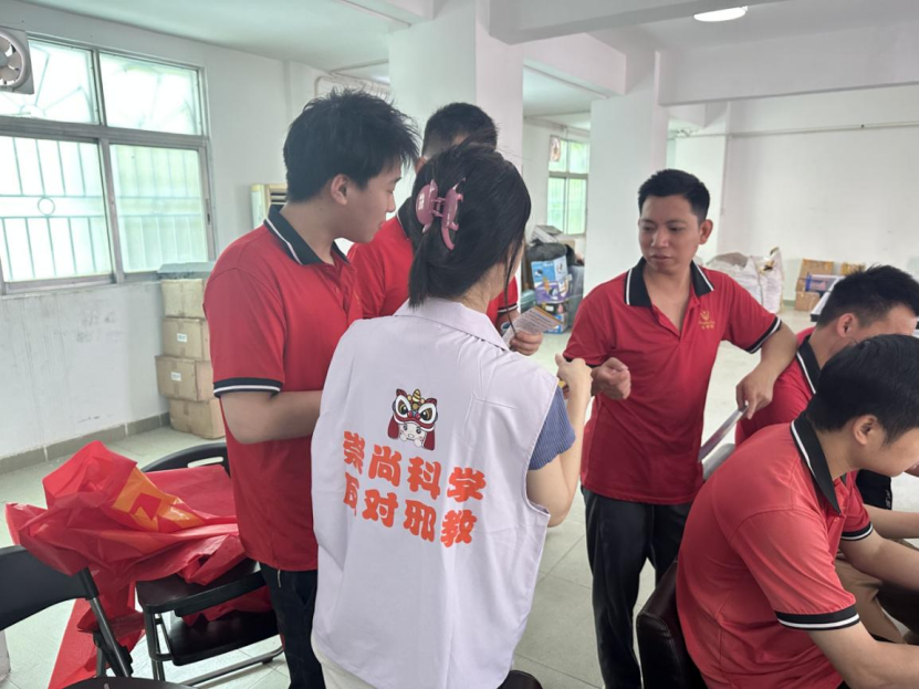 广东深圳：夏日初绽添美好，同心反邪守平安759.png