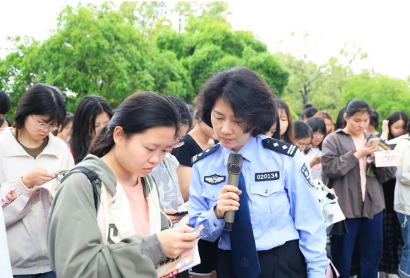 微信图片_20130722105240.png 微信图片_20130722105240.png