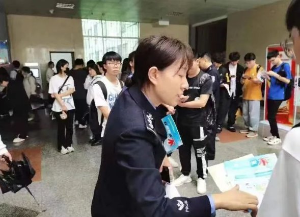 微信图片_20130722105350.png 微信图片_20130722105350.png