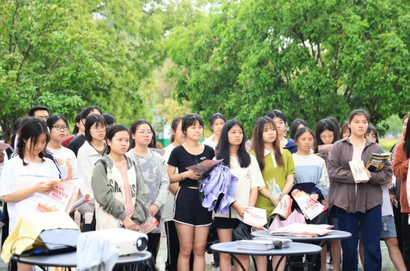 微信图片_20130722105528.png 微信图片_20130722105528.png