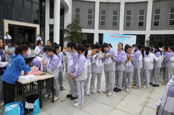 微信图片_20230727135950.png 微信图片_20230727135950.png