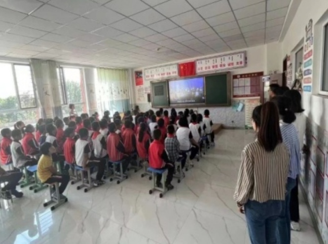 微信图片_20231013142628.png 微信图片_20231013142628.png
