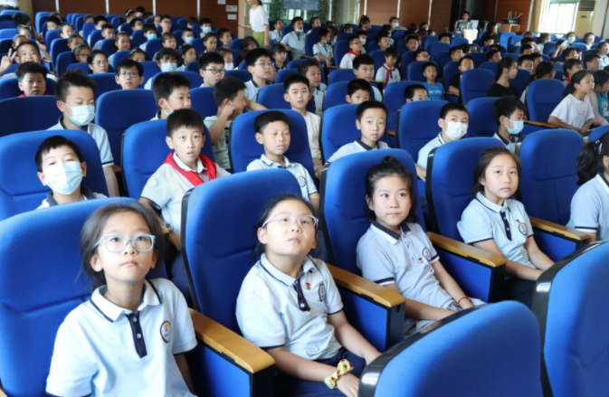 朝辉小学5.png 朝辉小学5.png