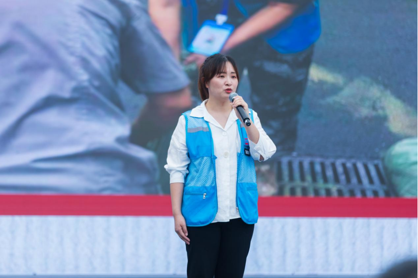 杭州市富阳区：平安之星进社区，反邪宣传形式棒(1)280.png